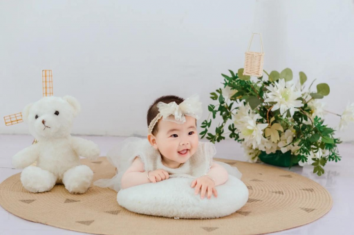 射洪宝宝多久会抬头